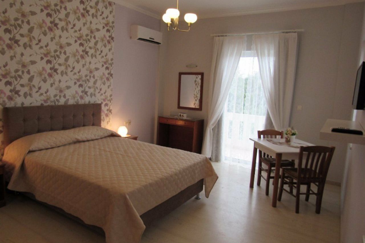 Poseidon Studios Palaiochora Dış mekan fotoğraf